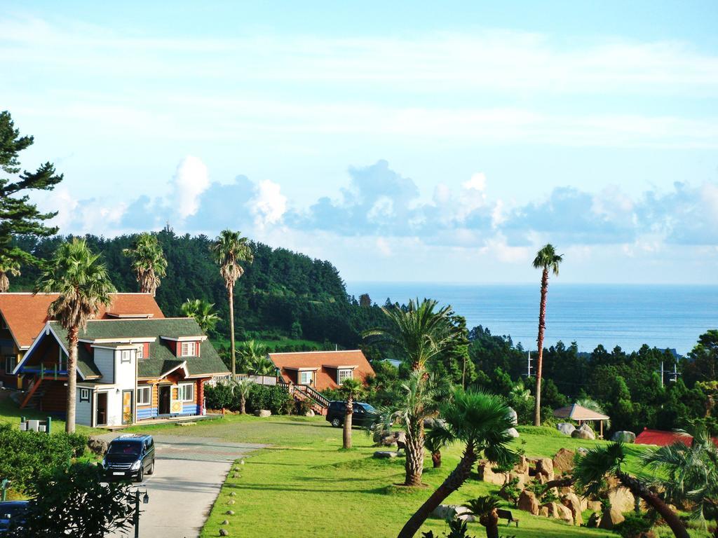 סאוגוויפו Jungmun Log Pension & Resort מראה חיצוני תמונה